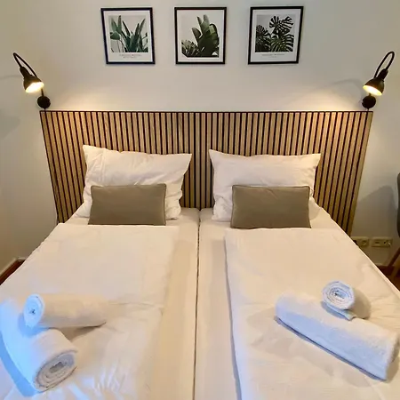 Am Markt Apartament *